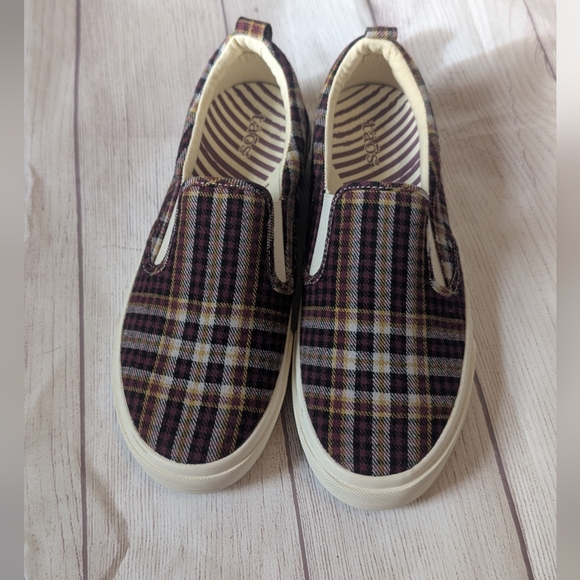 Taos Footwear womens Plaid Slip-On Sneakers - Size 9 - Picture 7 of 7